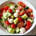 Fresh Cucumber Caprese Salad: A Refreshing Delight!