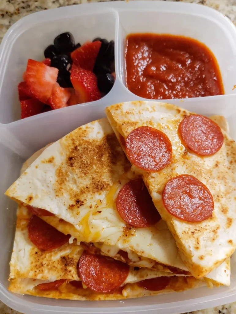 Pepperoni Pizza Quesadillas: A Quick, Tasty Treat!
