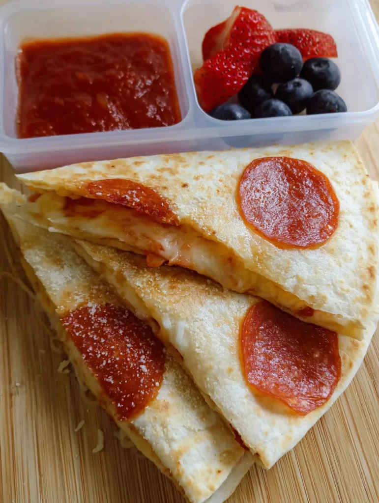 Pepperoni Pizza Quesadillas: A Quick, Tasty Treat!